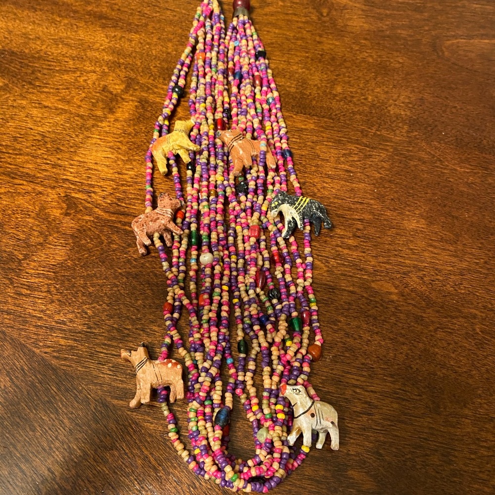 Ladies beaded necklace